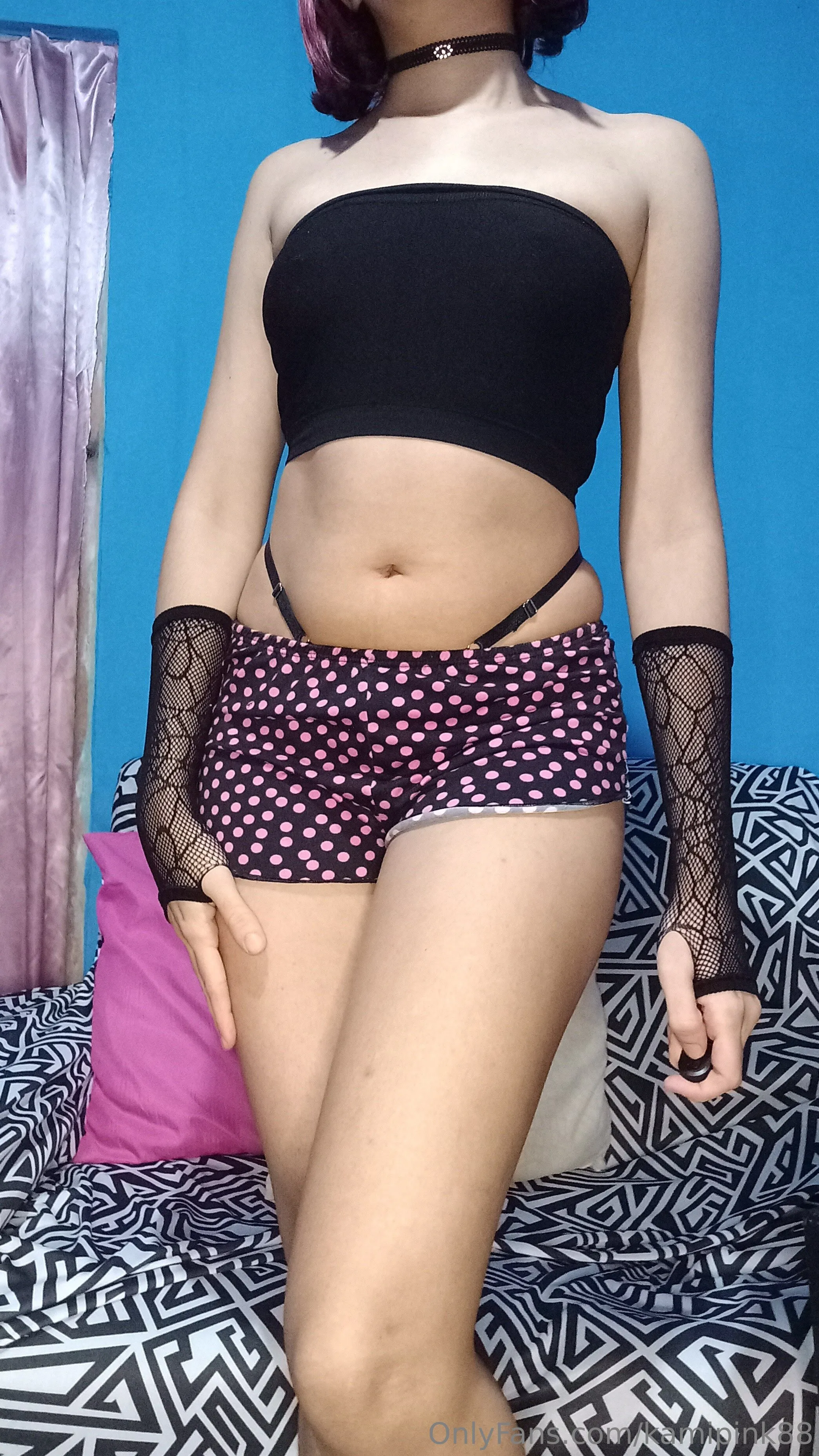 CamilaVegas @camilavegas88 mirror picture