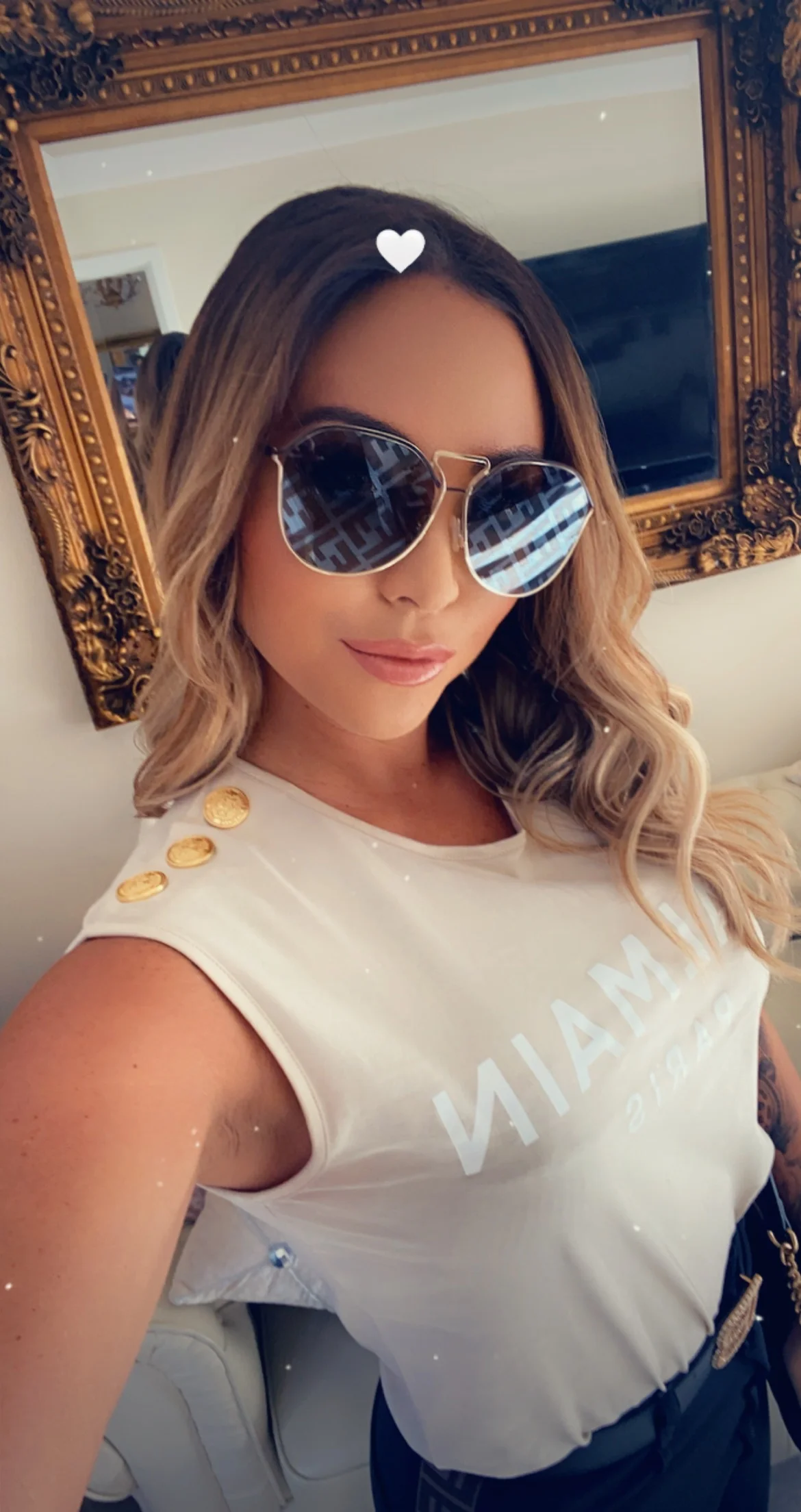 JOI & CUSTOM QUEEN 👸