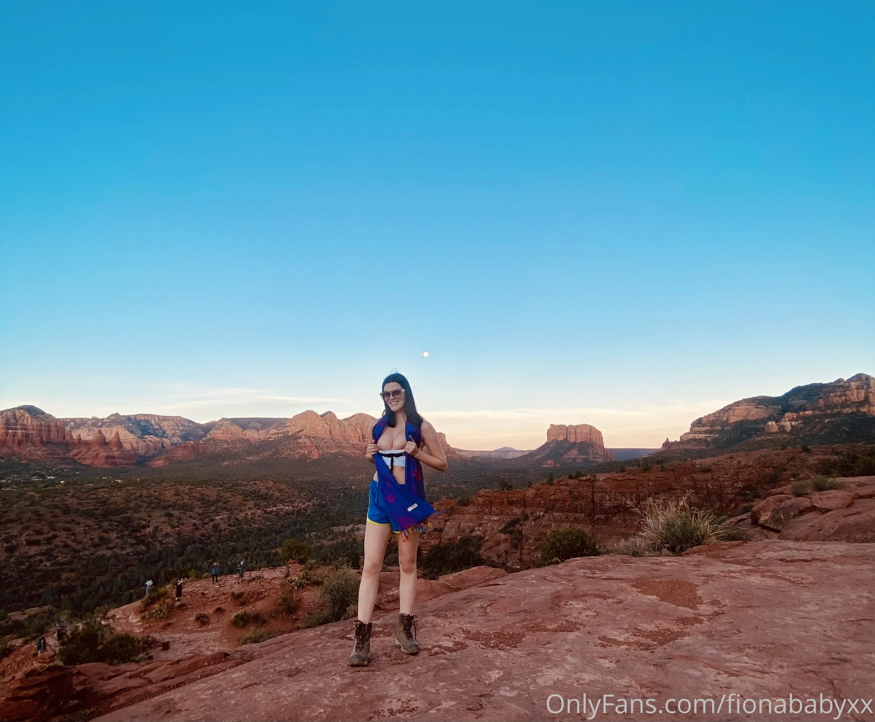 Fiona Frost cassie euphoria outfits