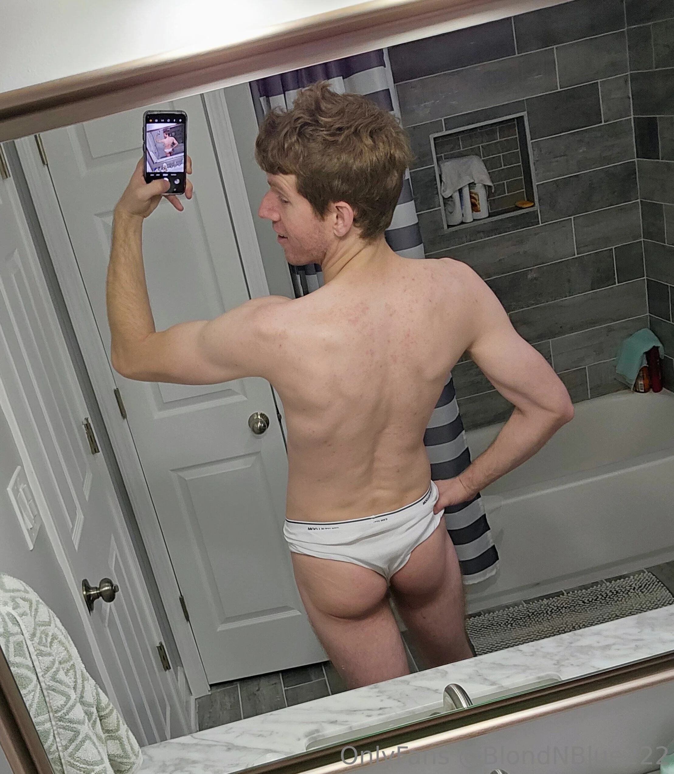 𝐵𝓁o𝓃𝒹𝓝𝓑𝓵𝓾𝓮 💙 ᗰᗩᒪE 🅵🆁🅴🅴 Solo Dick NYC Boy @blondnblue222 nude voyeur