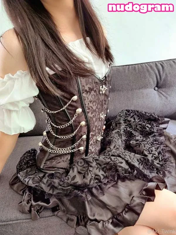 🔞Aki🌸 was a porn star