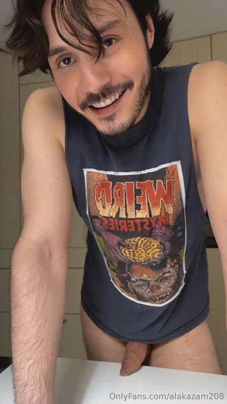 Maxi Alakazam ✨ @alakazam208 american eagle controvery