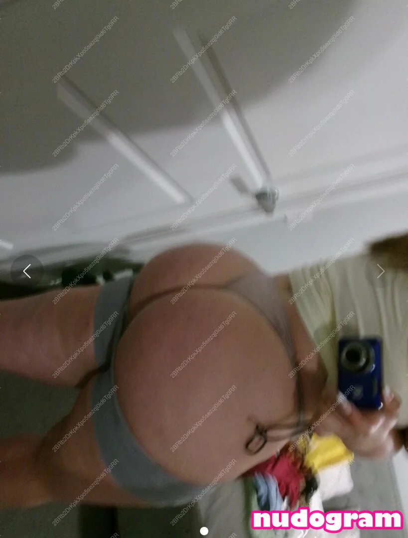 Ana🦋 @anakfit on the red carpet