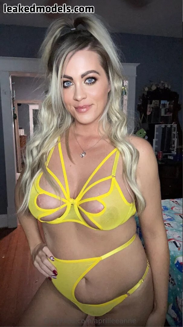 𝑨𝒑𝒓𝒊𝒍 𝑳𝒆𝒆𝒂𝒏𝒏𝒆 movie the housemaid