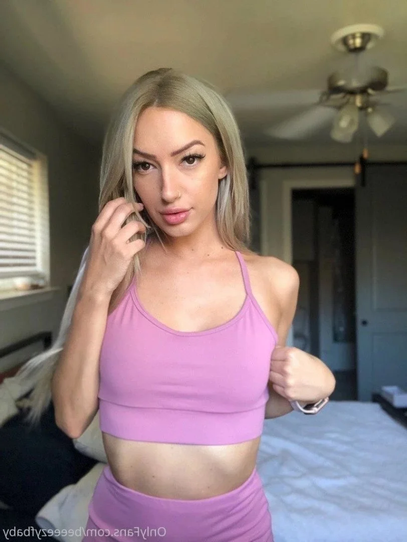 Bee 🐝🍯 @beeeezyfbaby onlyfans leak after