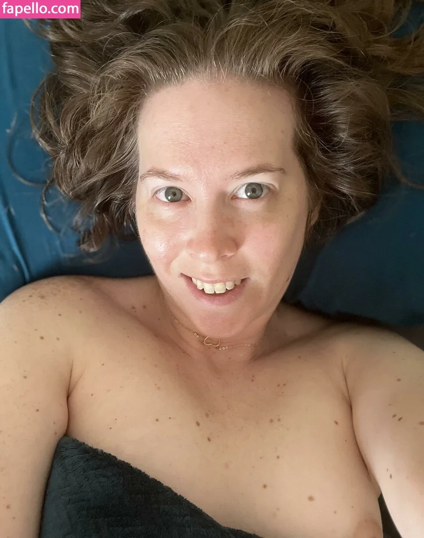 Dani @bootyliciousbabe49 lose weight