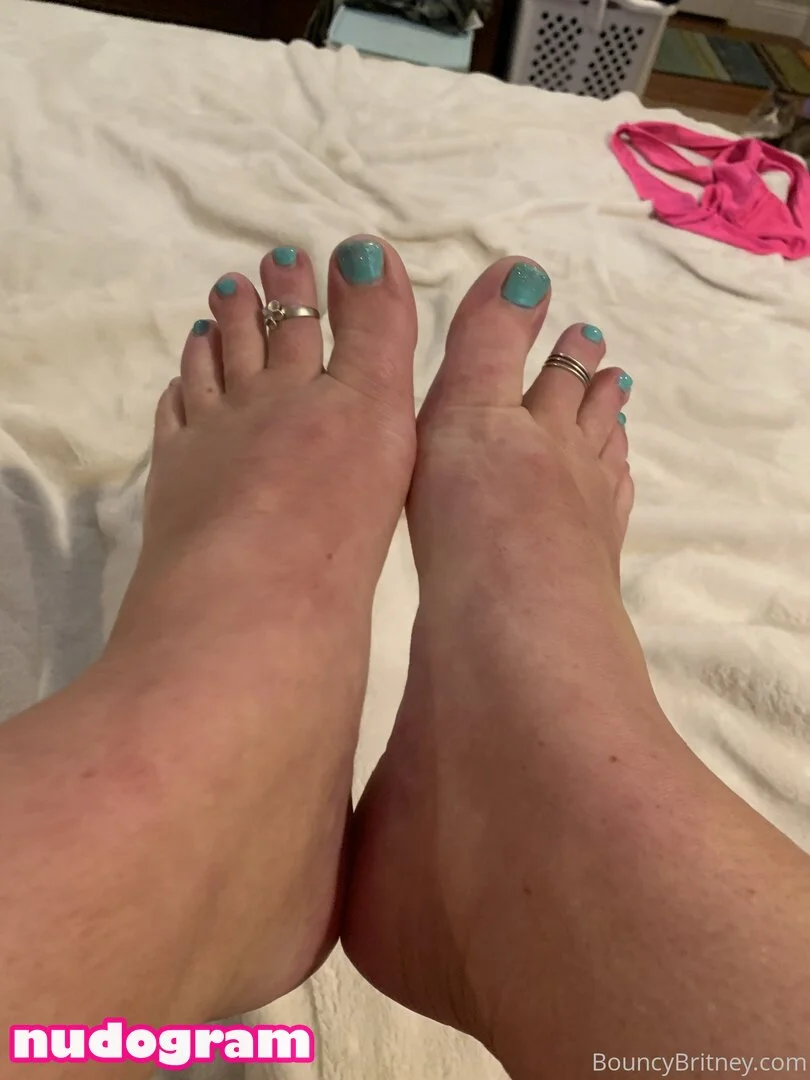 VIP Bouncy Britney - Free Video Fridays @bouncybritneyvip on going nude