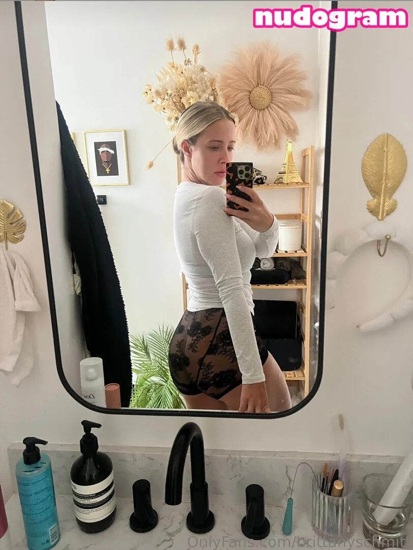 Brittany Schmitt @brittanyschmitt jeand ad