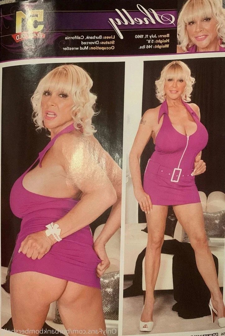 Shelly The Burbank Bomber @burbankbombershelly who does play in the housemaid