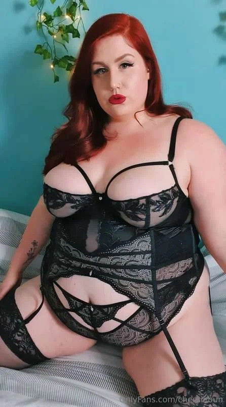 BBW Chessie 💦💦💦 @chessiebun who is