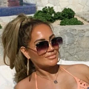 Connie Pena @conniepena bust size