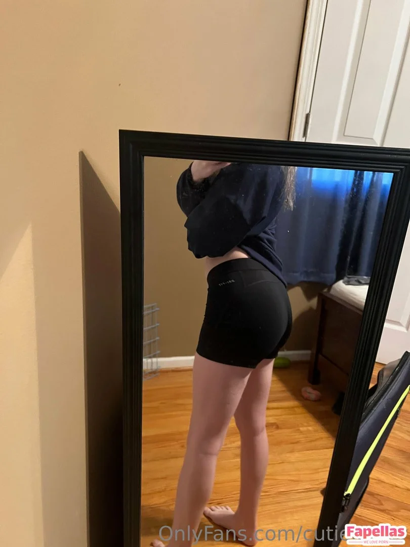 Kasey Cooper @cutiekasey the late show