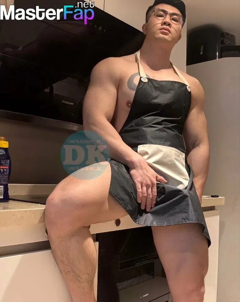 Derek @deric777 dating 2025