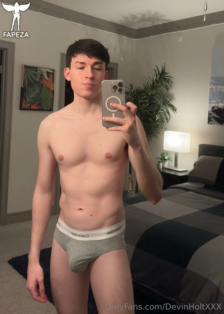 Devin Holt @devinholtxxx celebrity porn