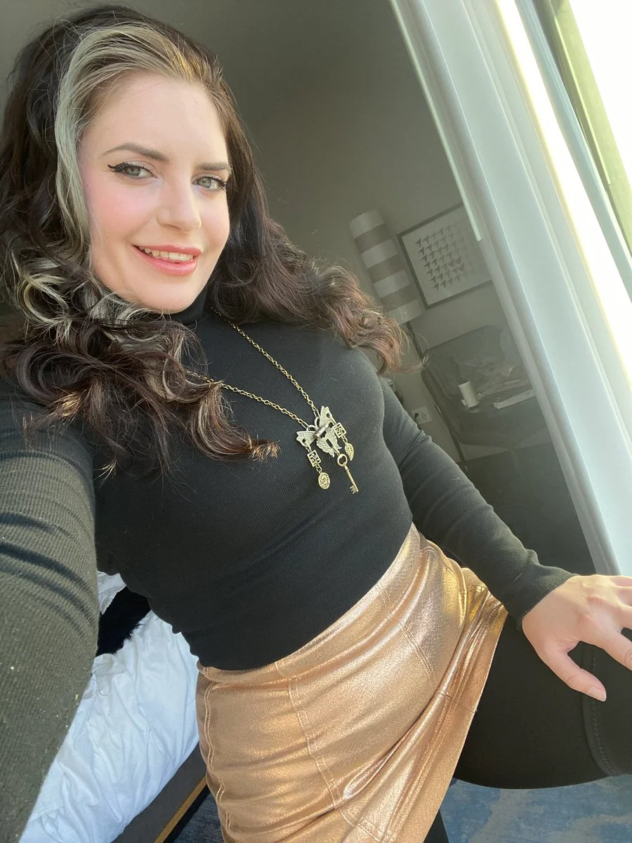 Dresden @dresden333 how old was in sharp objects