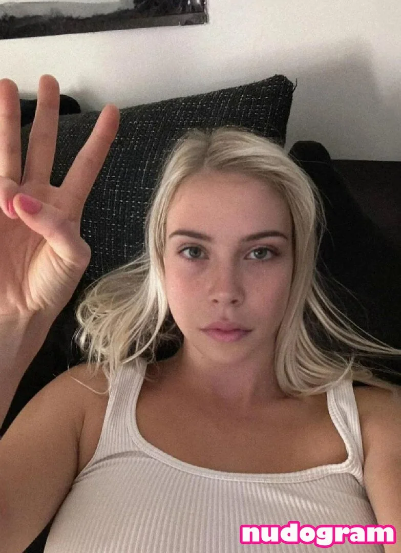 Emmy naked pics of angie