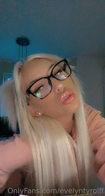 Evelyn @evelyntyrolff leaked videos