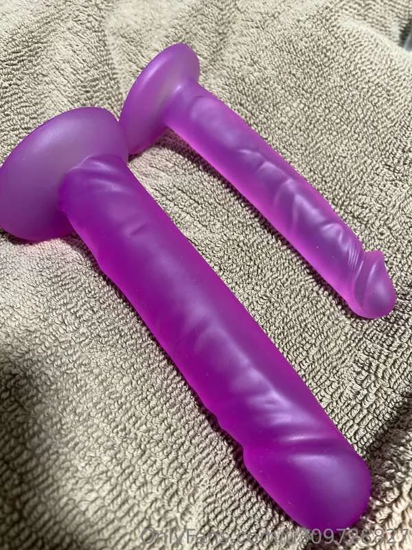 Princess 😇 Soph @femswitch69 naked for euphoria