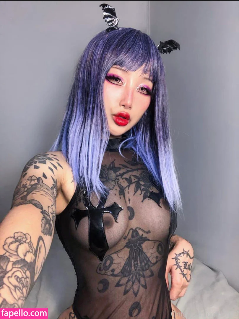 Yenny Zhao @forespiritnon nude vid