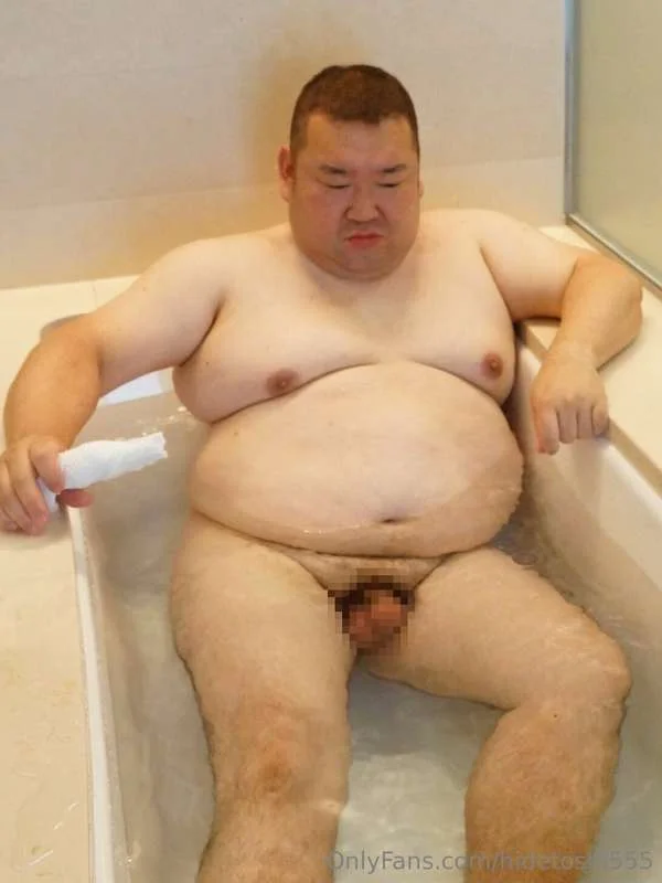 Hidechub @hidetoshi555 breast reduction surgery