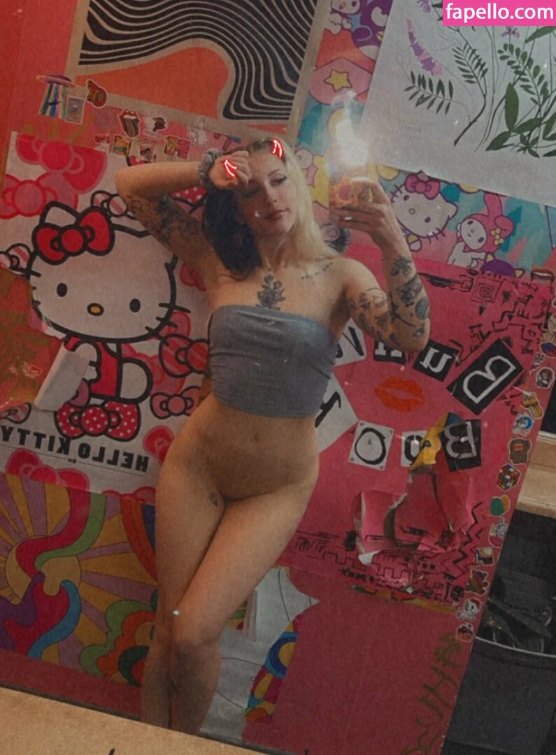 Luna @highlittleluna ice skating movie