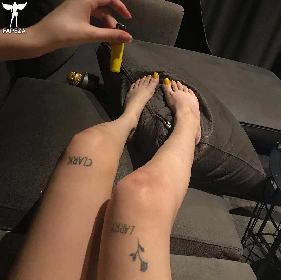 AYAK_Fetişlerine_Özel @hotasmrr exclusive content - 0 fans loved this post