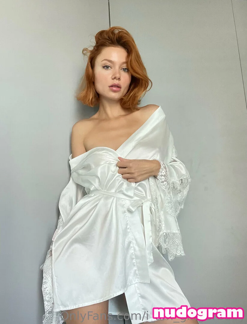 Alissia 🧜🏻‍♀️🧡  Your Ginger baby 🔥 string