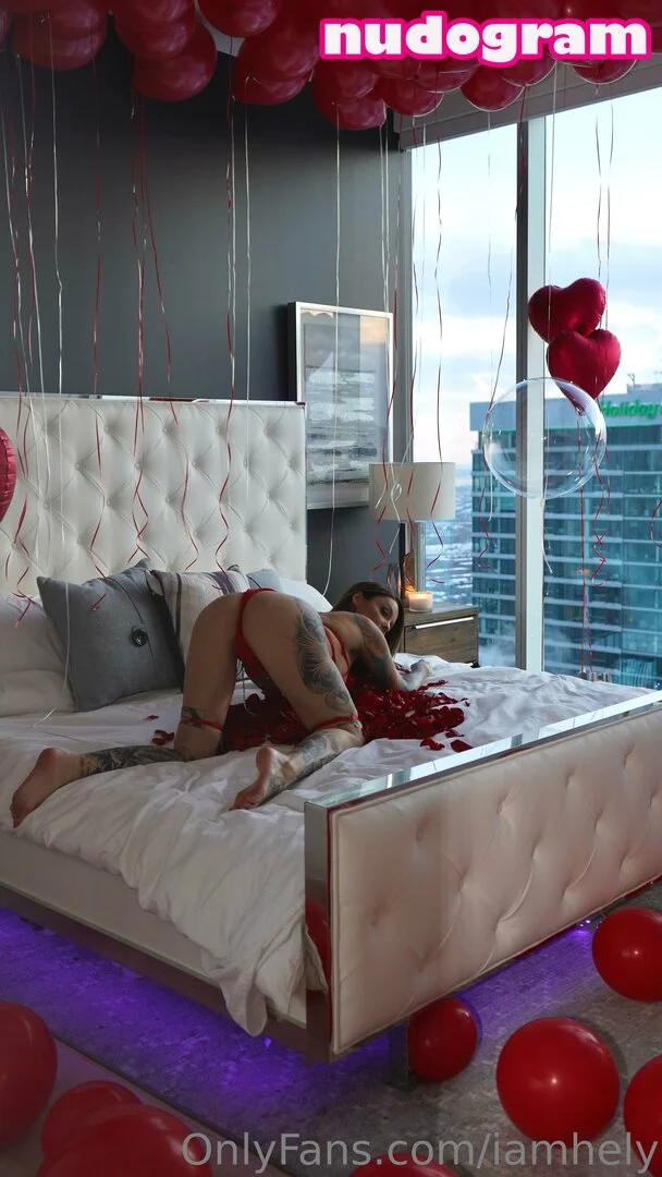 HELENE BOUDREAU @iamhely sexy shower scene