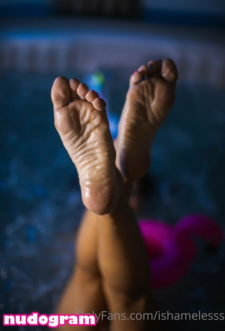 ishameless frankie bikini