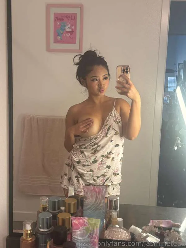 Jasmine Teaa 💕 thick filipina babe @jasmineteaa does support trump