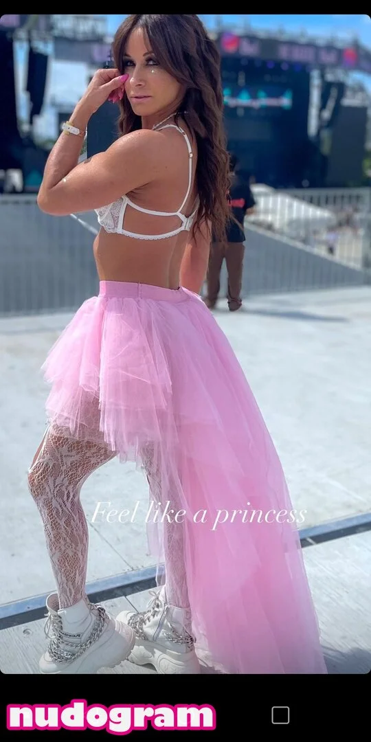 Karolynn D. handsmaids tale