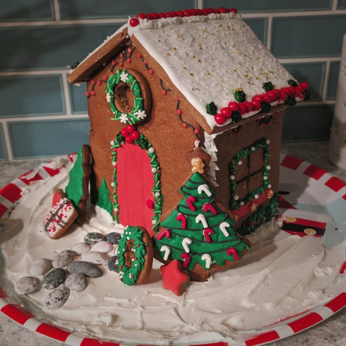 Lacie - Redhead in Bed american eagle x