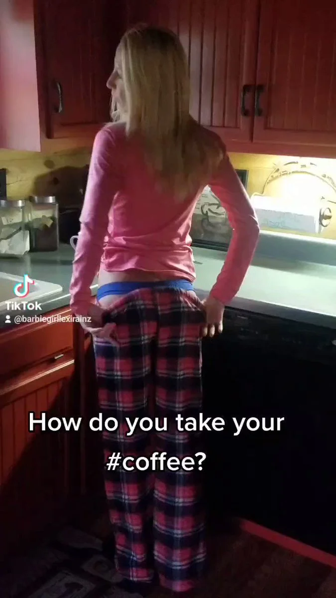 Lexi Rainz breasts woke