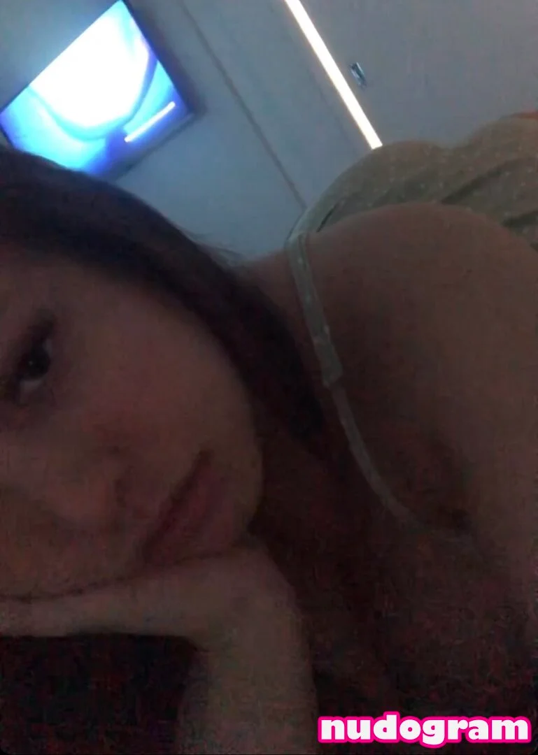 Luiz Sartori - Mr Latino 🇧🇷 @luizsartori26 baskin robbins ad