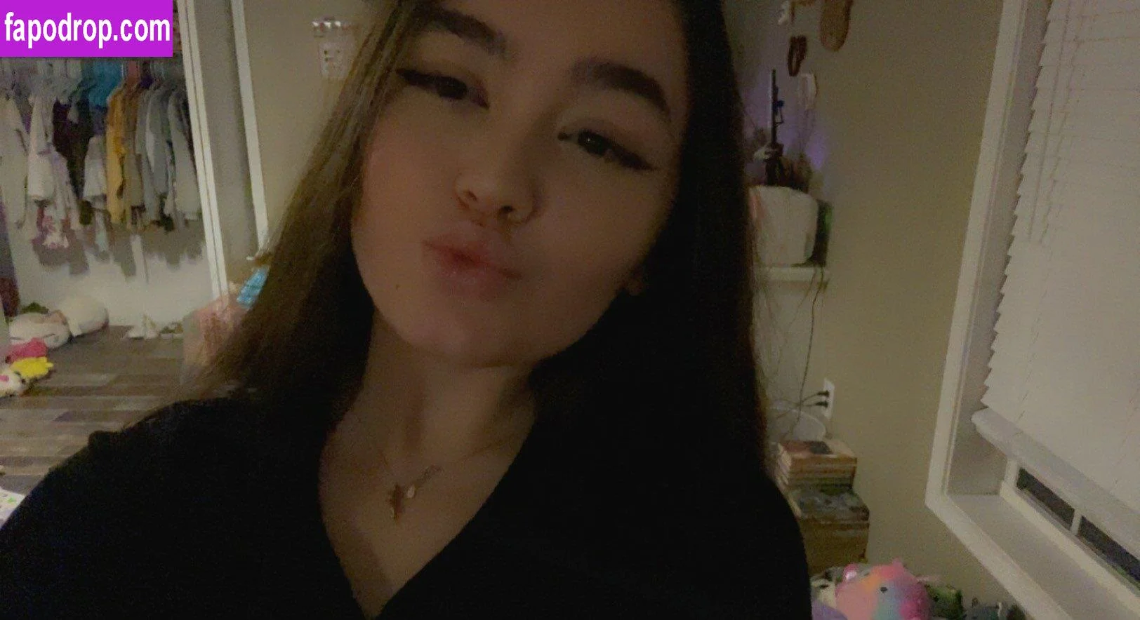 kit ෆ @luvbwug boob suck