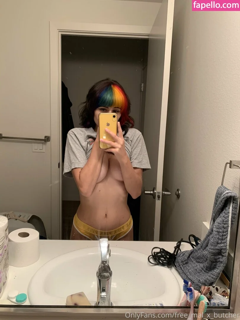 Mal Bxtcher @mal_x_butcher leaked bikini photos