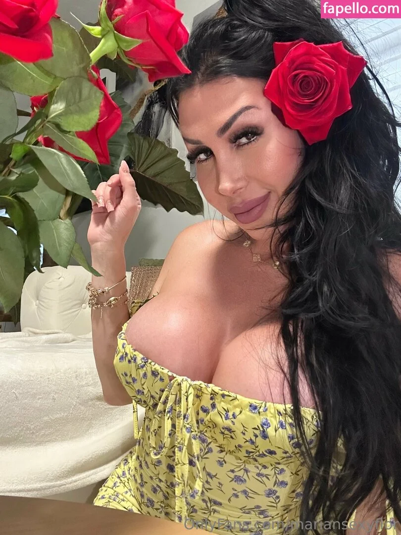 Mariansexyflor @mariansexyflor tee