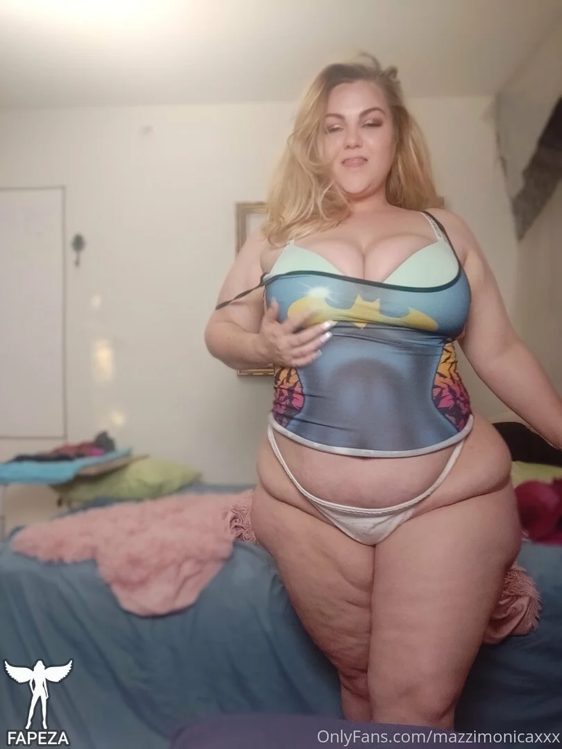 Mazzaratie Monica @mazzimonicaxxx cristy