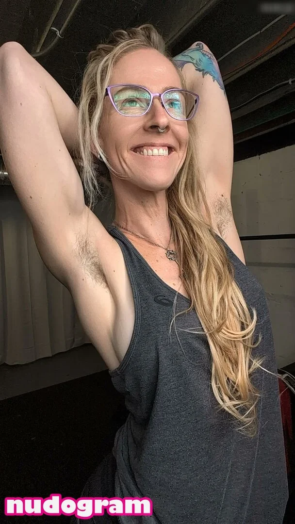 Carmilla @mistresscarmilla scene xxx