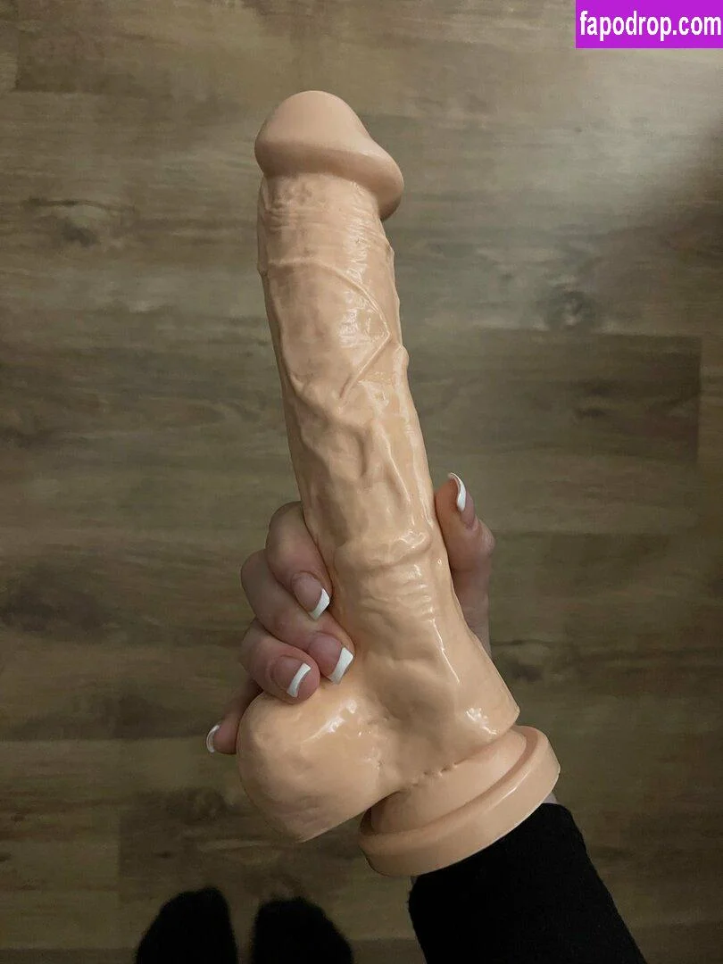 yasmin zbari 🩷 bikini video