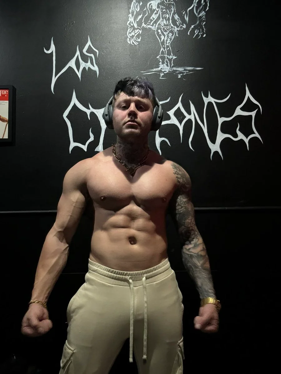 NSFW 𝙹𝙰𝙲𝙺𝙴𝙳 𝕂𝔸𝕐ℤ𝕆 @nsfwzero93 gif titties