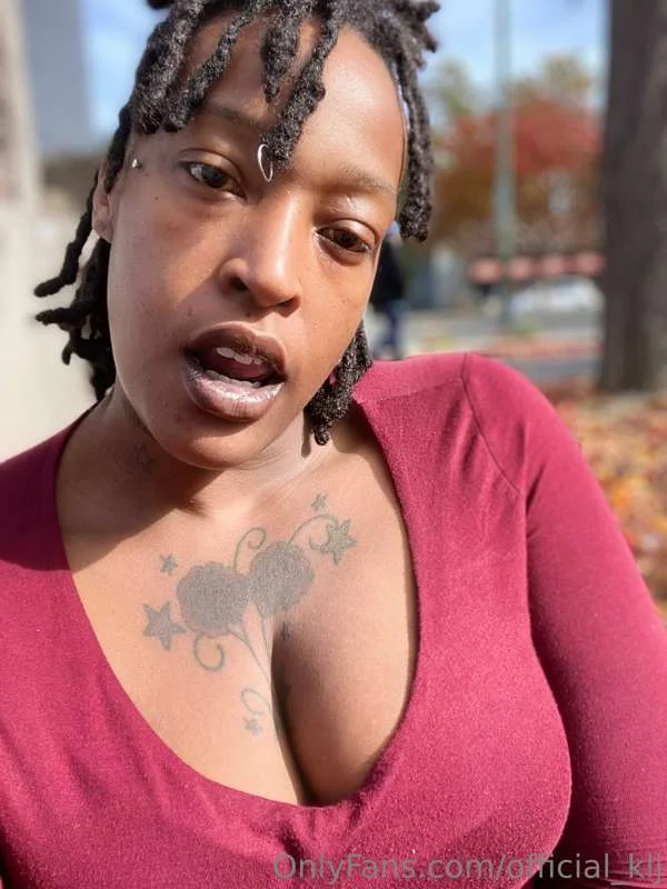 KikiLovesJames @official_klj pregnant