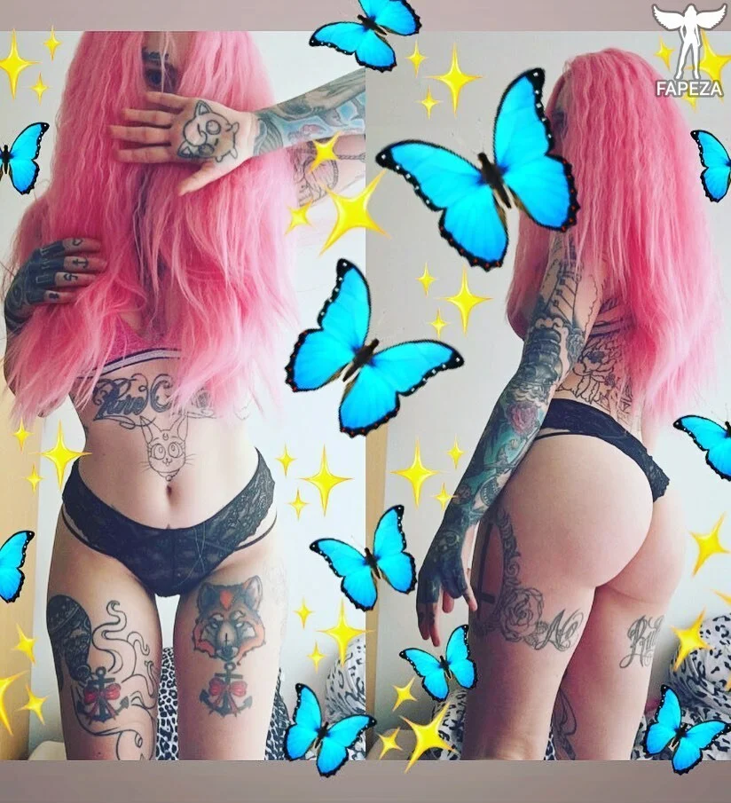 Playstation Princess @playstationprincess weird face