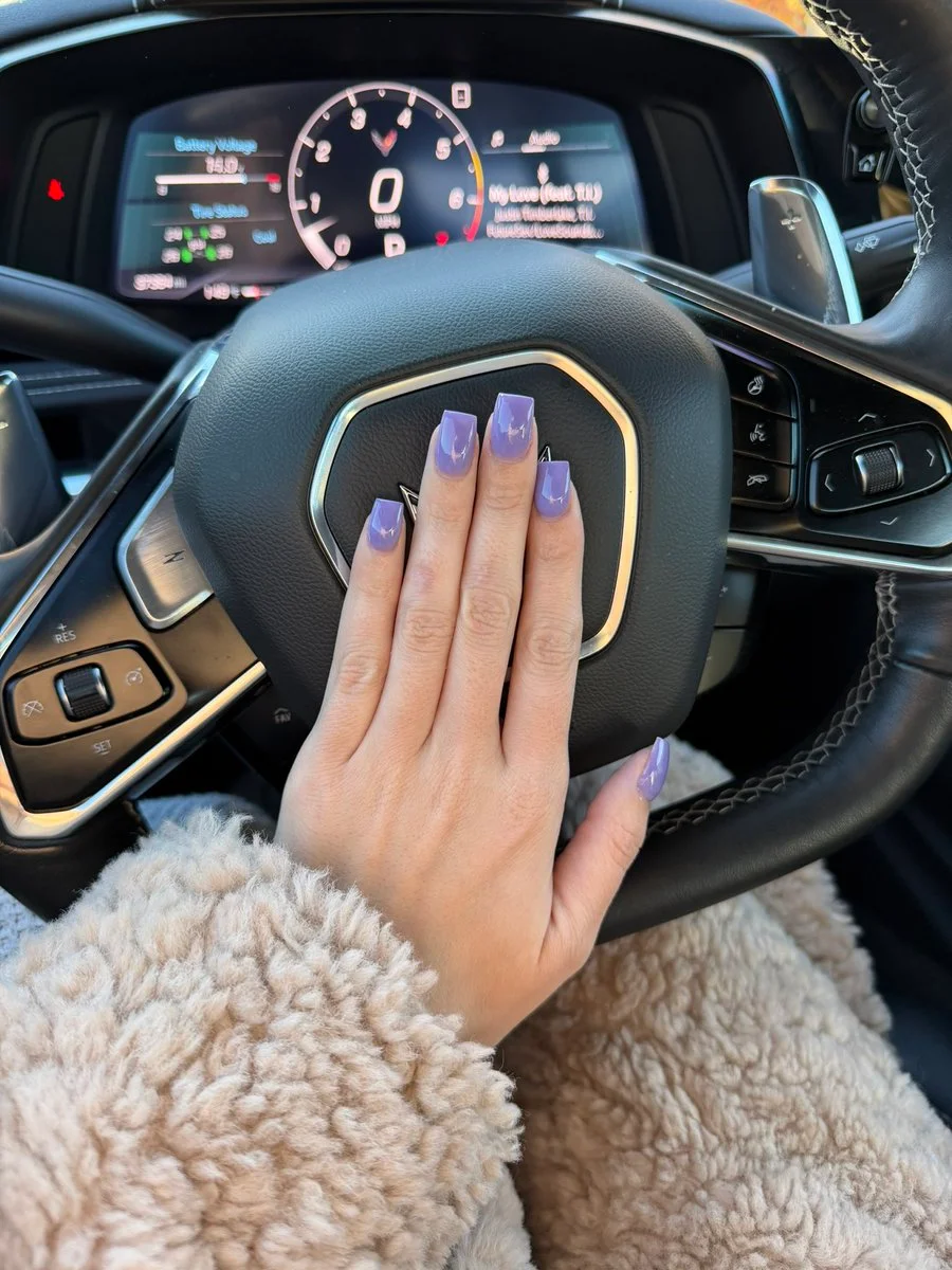 Princess Alex @princessxalex_ tonight show yellow dress