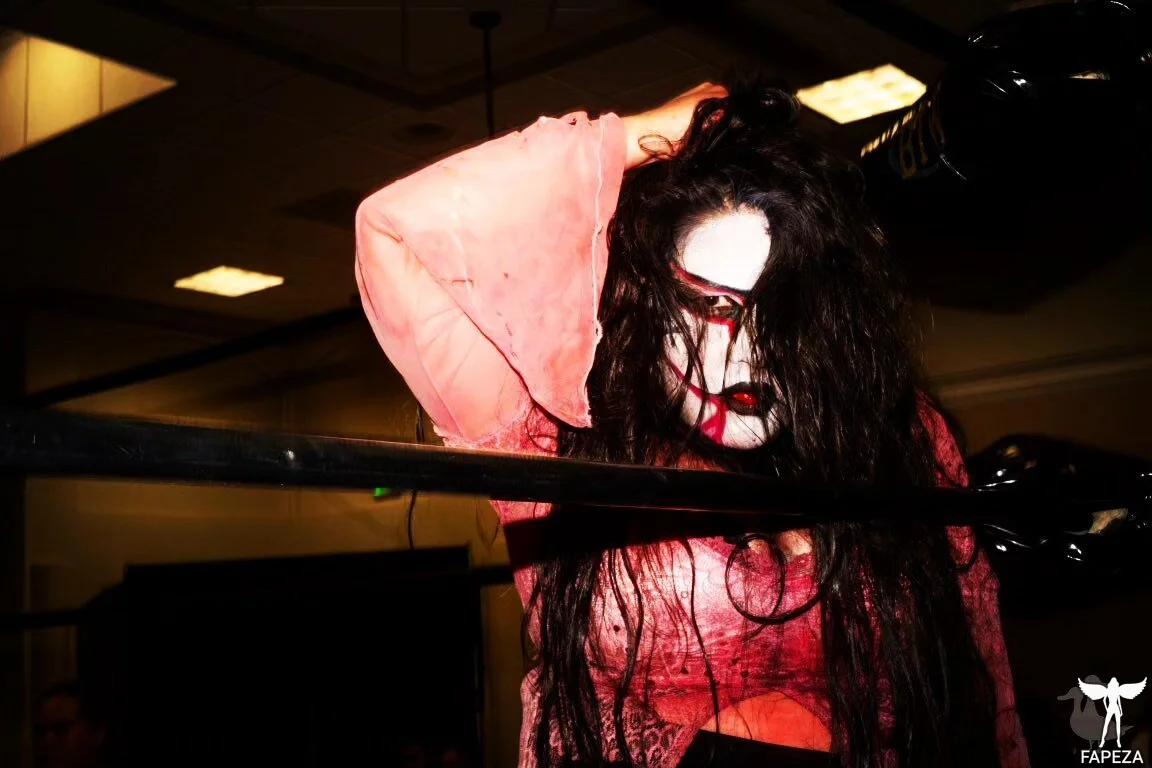 sü yüng @realsuyung alex adams