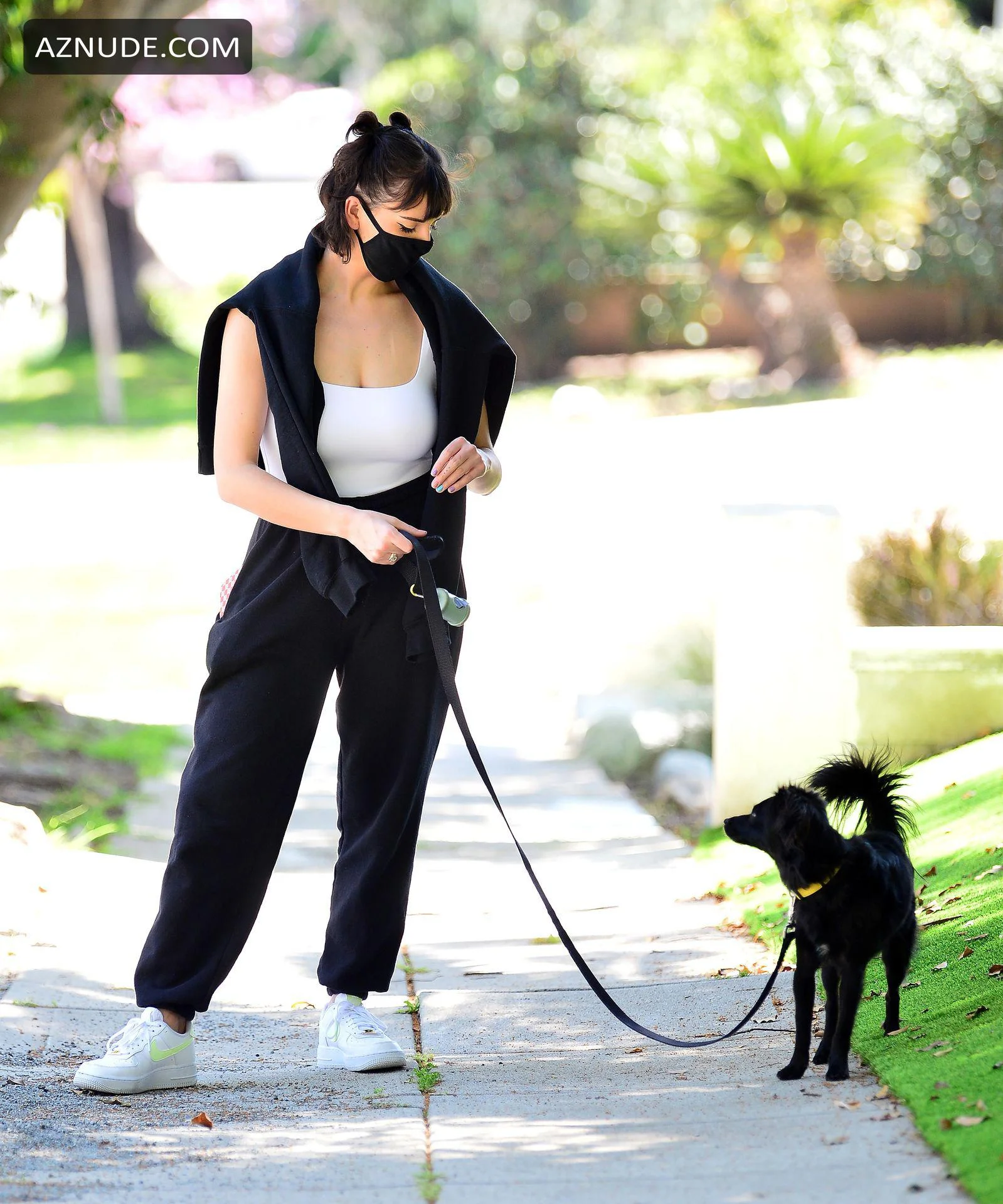 Rebecca Black @rebeccasharon la house