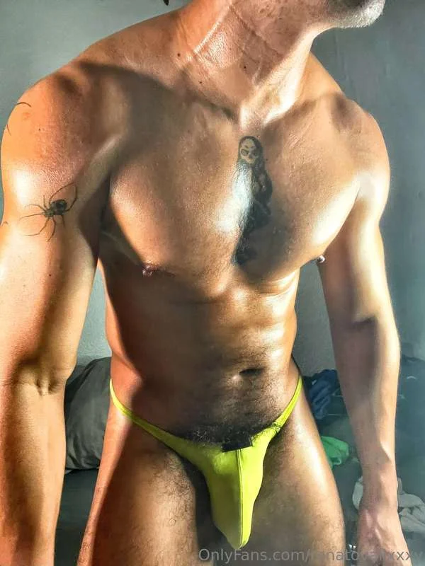 Pervert Valley @renatovallxxxy deepfake porn pics