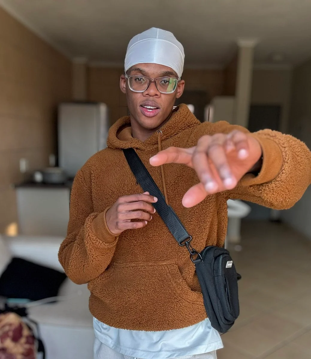 RonaldJustLiving @rxnald_tt woke jeans