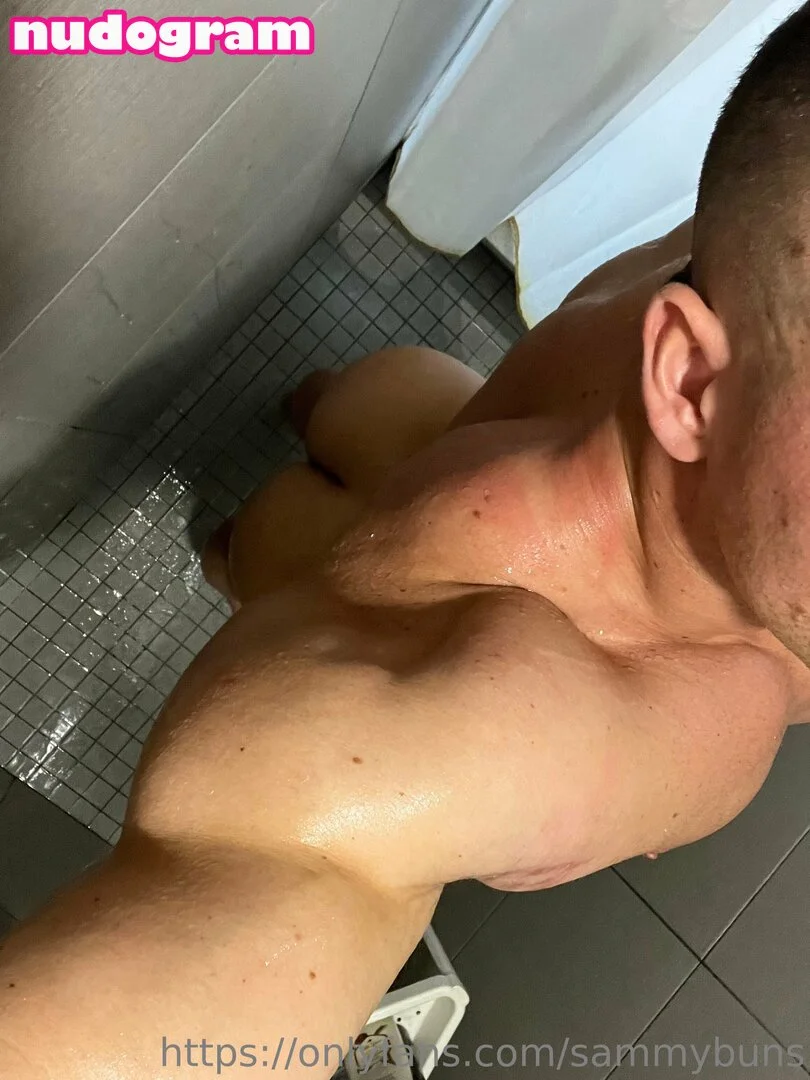 Sammy Buns @sammybuns glen powell movie streaming