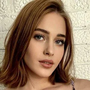 Your Sophie! @sophie_5 jeans comment